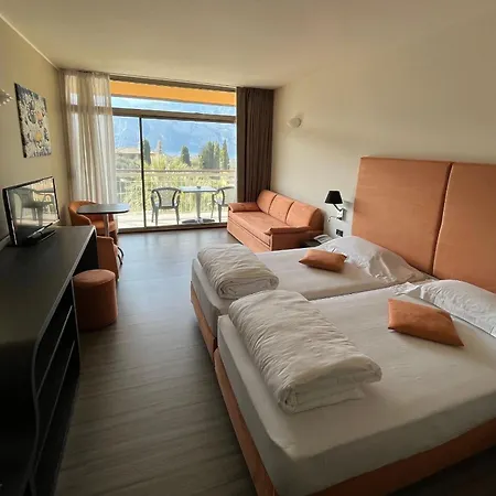 Hotel Majestic Palace Malcesine Zimmer foto